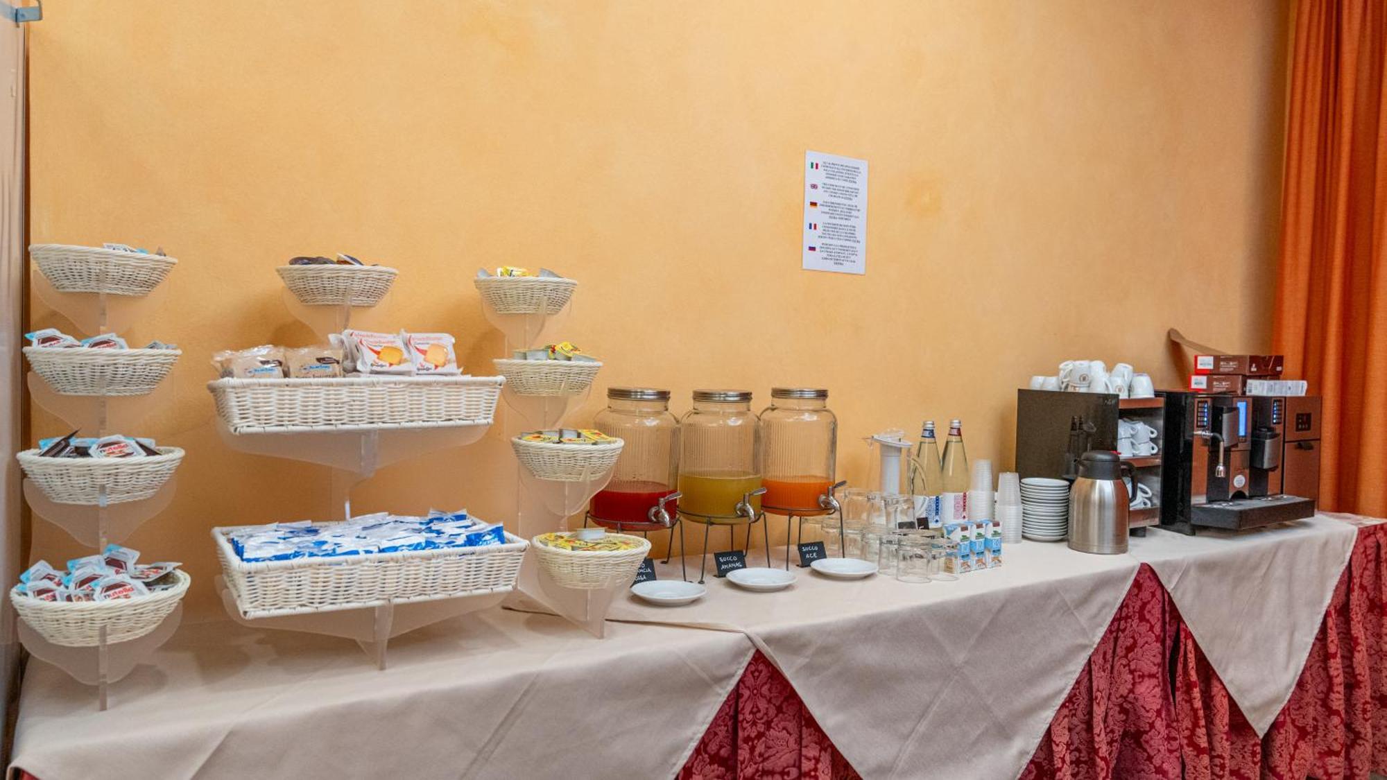 Hotel Nobel Rimini Extérieur photo